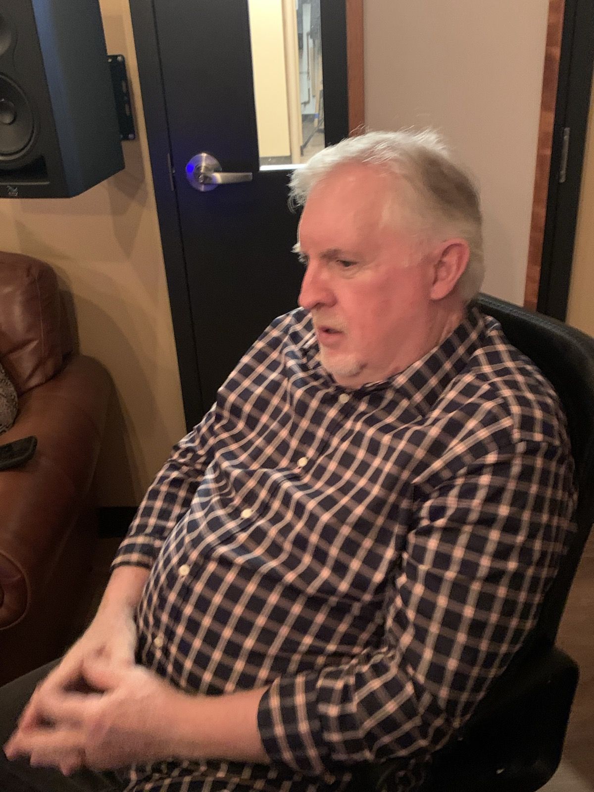 A candid portrait during the session.